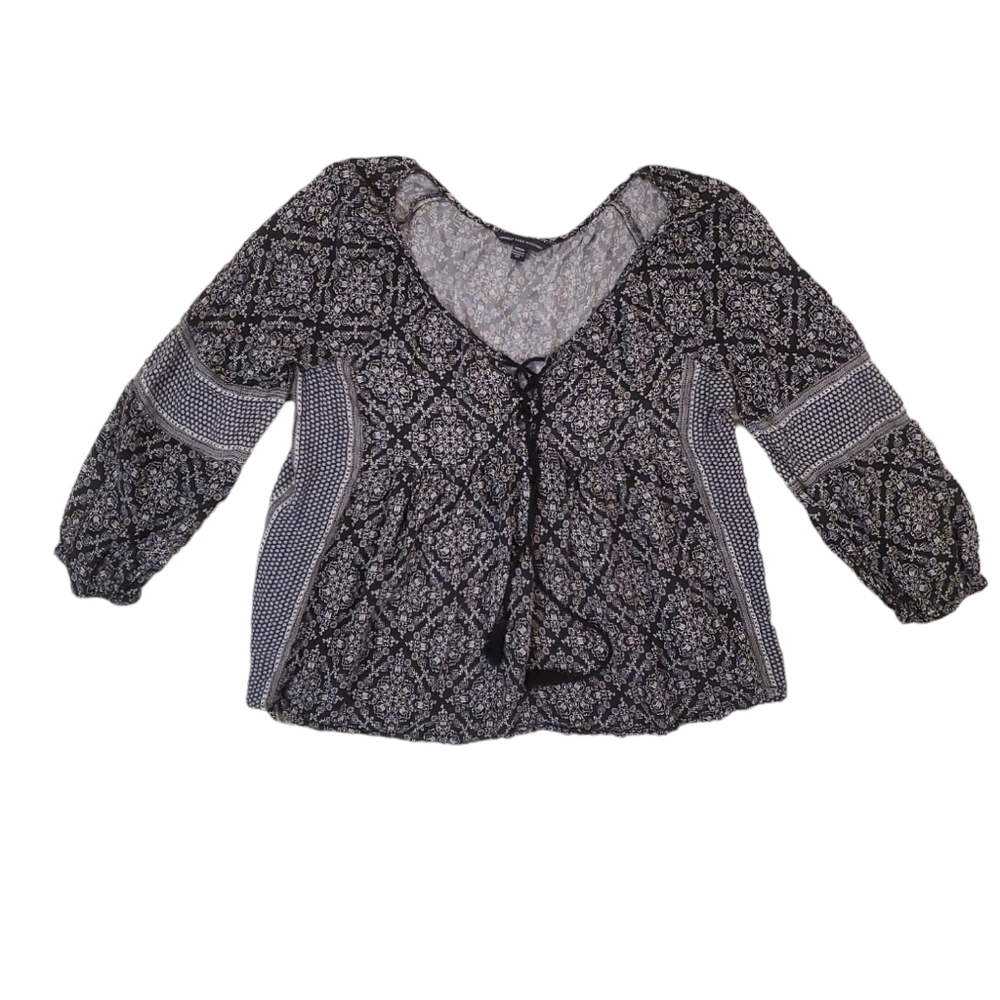 American Eagle Women's Black Bohemian Floral Peasant Top Medium